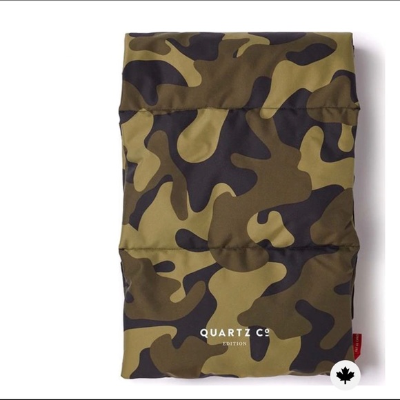Quartz & Co Edition Down Puffer scarf - Green Camo, Made in Canada - Picture 2 of 6